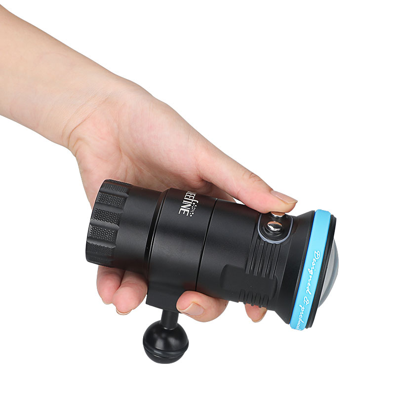 WEEFINE SolarFlare 4500 WF102  - Underwater Flashlight avis et prix